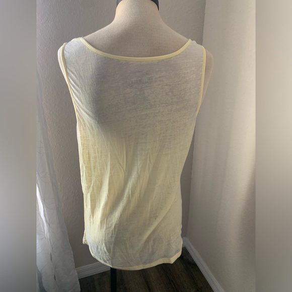 Disney The Lion King Simba womens Yellow round neck sleeveless XXL - Picture 5 of 5